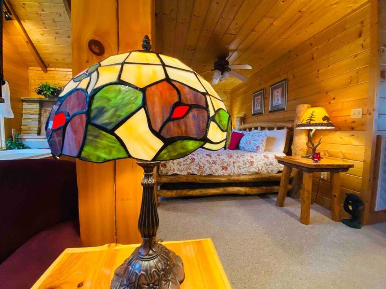 Romantic, Honeymoon Cabin In The Smokies! Gatlinburg Exteriér fotografie